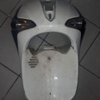 Liberty 125 3v abs '17: scudo cerchio faro paragam