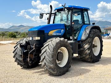 TRATTORE NEW HOLLAND TM190