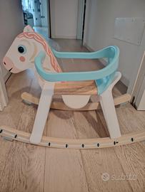cavallo di legno a dondolo djeco