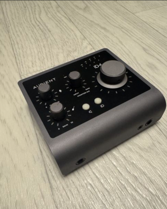 Scheda audio Audient iD4 MKII