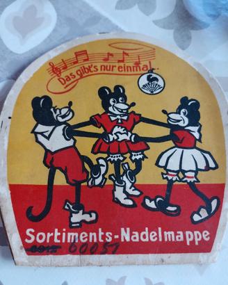 Pubblicità anni 30 Micky Mouse porta aghi cucito