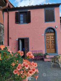 Immobile in un borgo