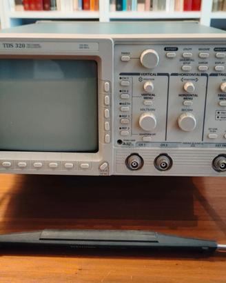 Oscilloscopio Tektronix TDS320