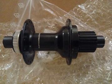 Mozzo posteriore per mountain bike 12x148 28h micr