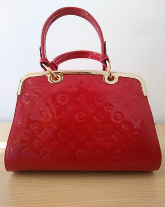 Borsa in vernice rossa