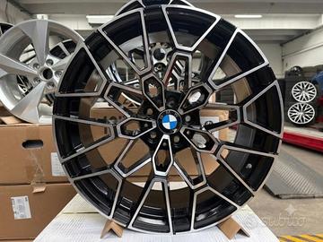 Cerchi nuovi in lega Bmw da 19 pollici