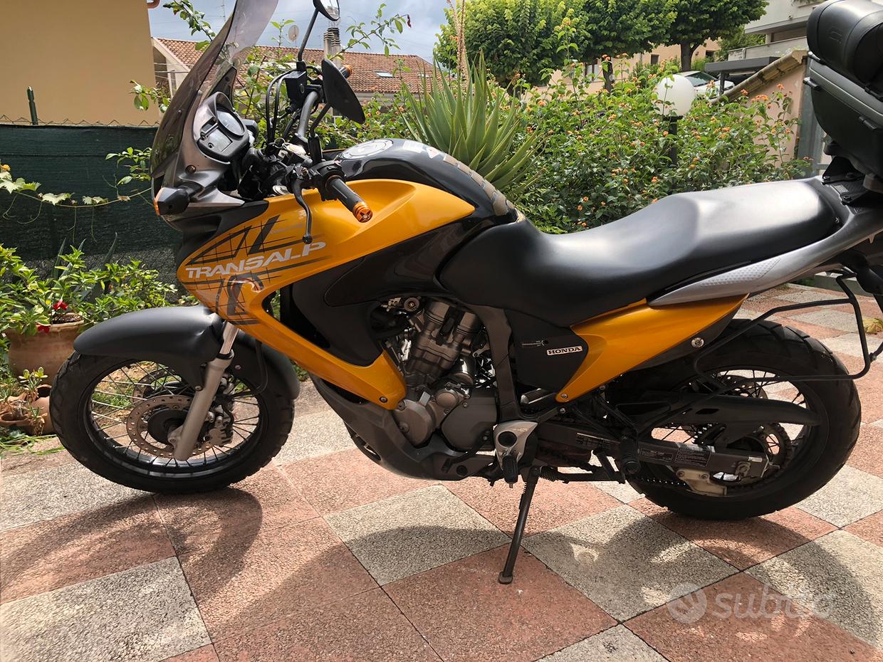 Honda Xl 700 Cerco Transalp Usato Honda XL 700 V Transalp Usata In