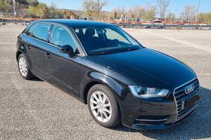 AUDI A3 Sportback 1.6 TDI Ultra Attraction E6 
