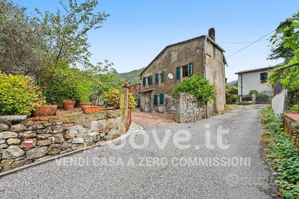 Rustico / Casale di 350 m² con 4 locali a Fosdinov - Vista 3