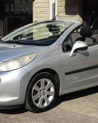 Peugeot 207 1.6 HDI 110CV TEKNO