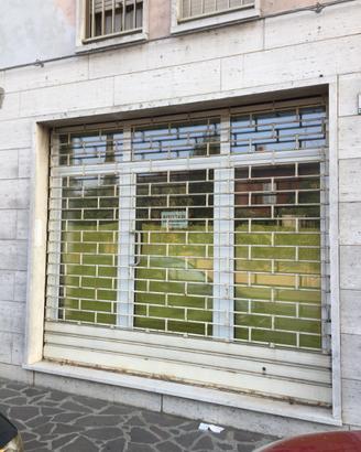 Locale uso ufficio o piccolo negozio