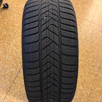 Gomme usate Pirelli Sottozero 225/40 R18 run flat