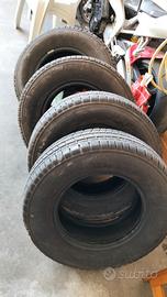 Gomme  225/70/15c invernali