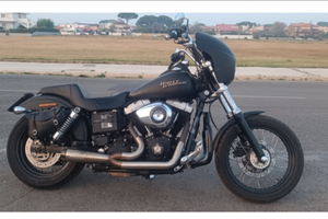 Harley Davidson Dyna street Bob 2012