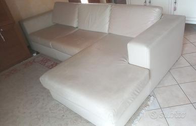 DIVANO ECOPELLE BIANCO  A 3 POSTI