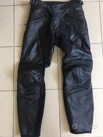 Pantaloni moto