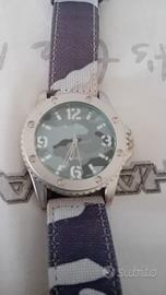 orologio stile militare in tessuto mimetico 