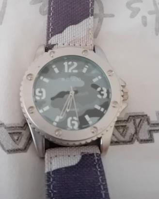 orologio stile militare in tessuto mimetico 