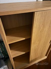 Mobile credenza