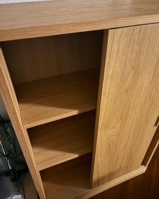 Mobile credenza
