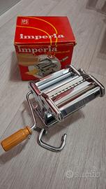 Macchina per pasta fatta in casa 