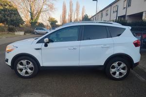 FORD KUGA 4WD DIESEL AUTOMATICA TETTO PANORAMICO T