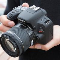 Canon EOS 200D 24,2 Mpx Reflex Digitale + 18-55mm