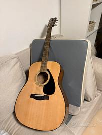 Chitarra in legno
