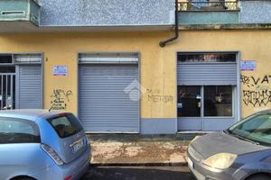 NEGOZIO A TORINO