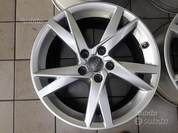 Cerchi in lega da 17 originali audi a4 b9