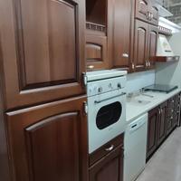 cucina marrone in legno