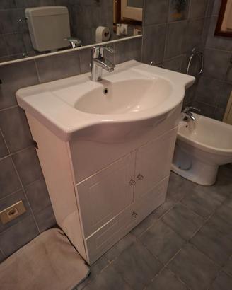 ARREDAMENTO BAGNO