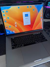 Macbook pro Late 2017 15 Pollici