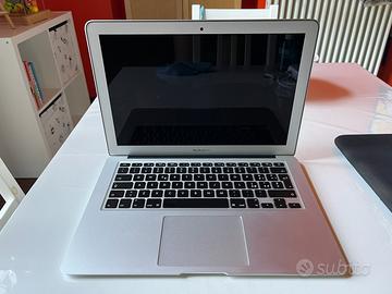 Apple MacBook Air 13 2015