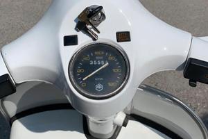Piaggio vespa p 125 x