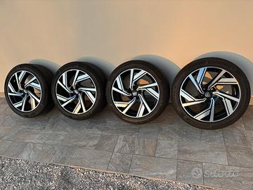 Cerchi+gomme Audi Q2