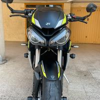 Triumph street triple 765rs