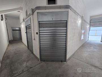 Cantinole multiuso adatta per moto soppalcabili