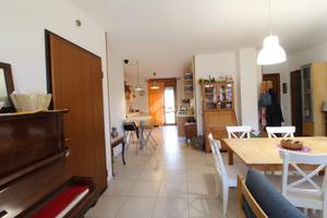 4 LOCALI A PIANEZZA
