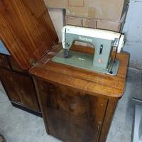 Macchina da cucire vintage|Borlotti