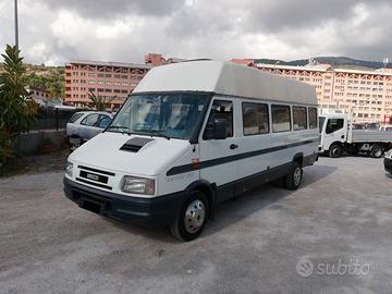 Iveco a 45-10 minibus 20 posti