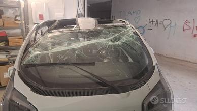 XEV YOYO MY24 PRO incidentata