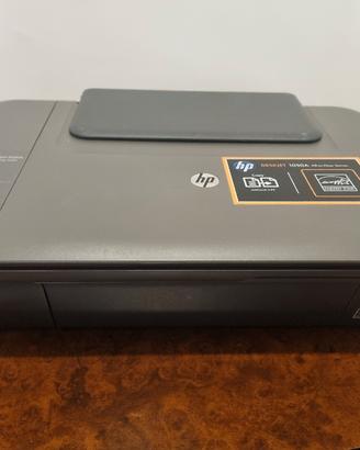 Stampante hp deskjet 1050A 