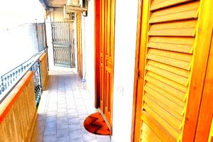 Centrale appartamento con quattro posti auto