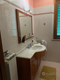 Mobile bagno con specchio