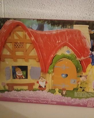 casa di bianca neve e i sette nano 