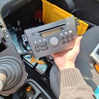 Stereo suzuki splash 