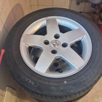 Cerchi + Gomme Pegeout 207