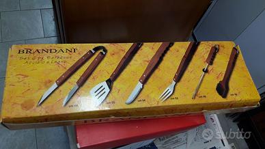 Set attrezzi NUOVO per Barbecue