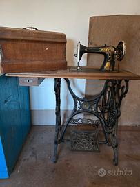 Vecchia macchina per cucire Timmann